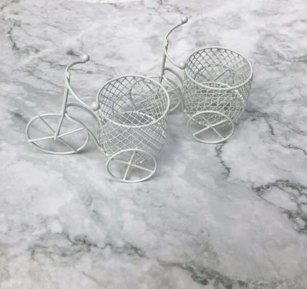 FDCA3F52-725B-4EBE-A8E3-D75FA223B8BC